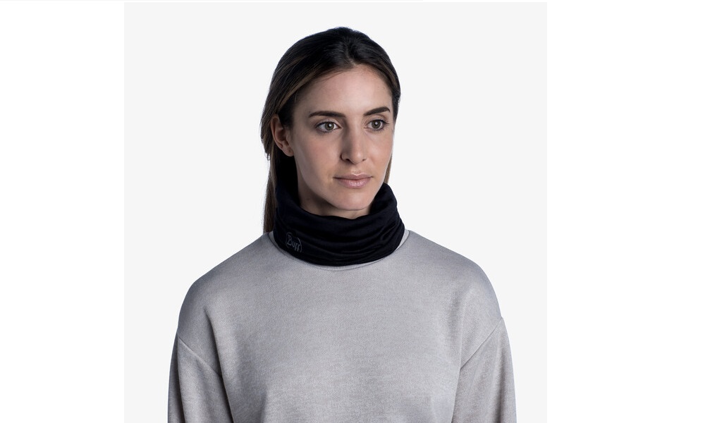 

Головной убор зимний Buff LIGHTWEIGHT MERINO WOOL black