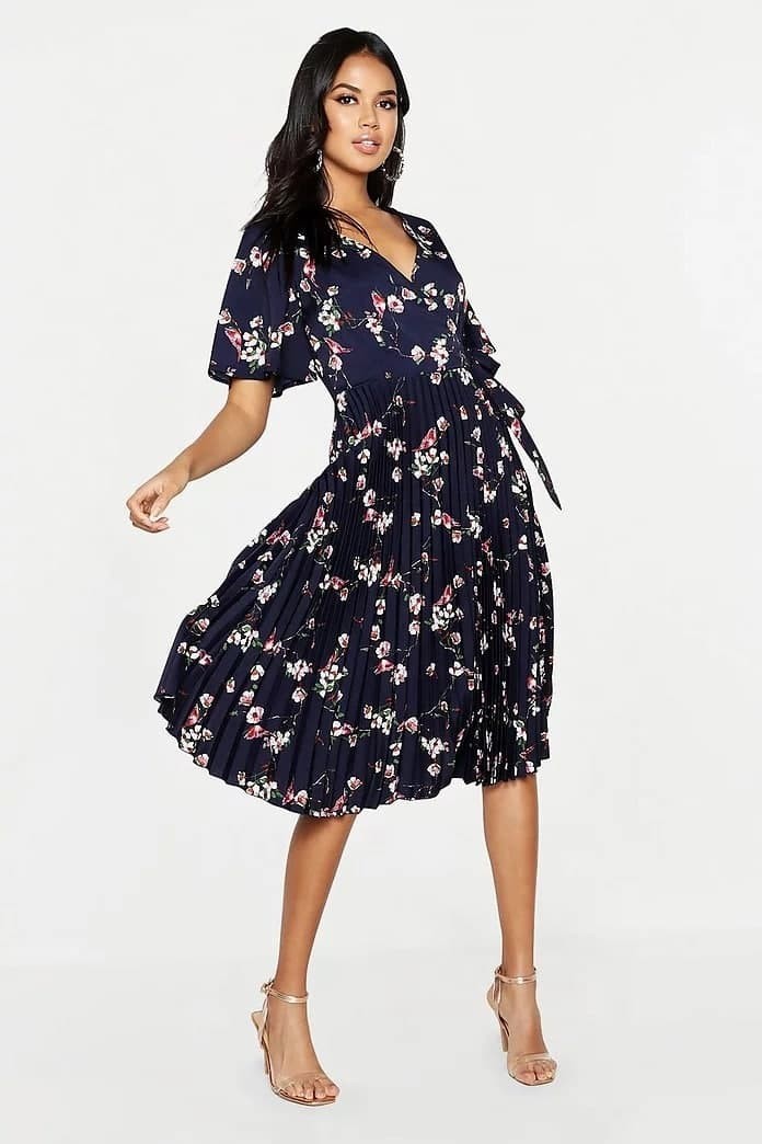 

Платье Boohoo 44 синий 520321500058