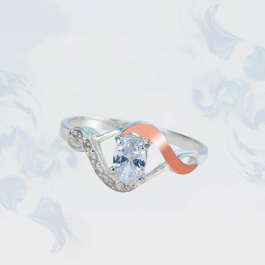 

Кольцо из серебра с золотыми вставками SilverUA модель 168 (размер 20)