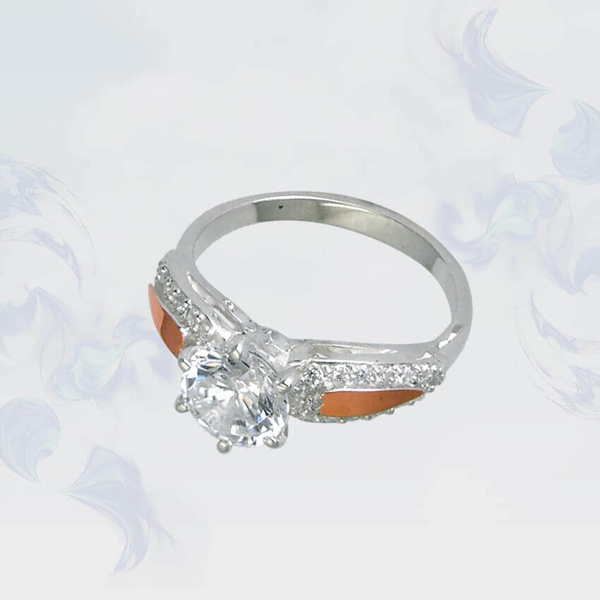 

Кольцо из серебра с золотыми вставками SilverUA модель 120 (размер 22)