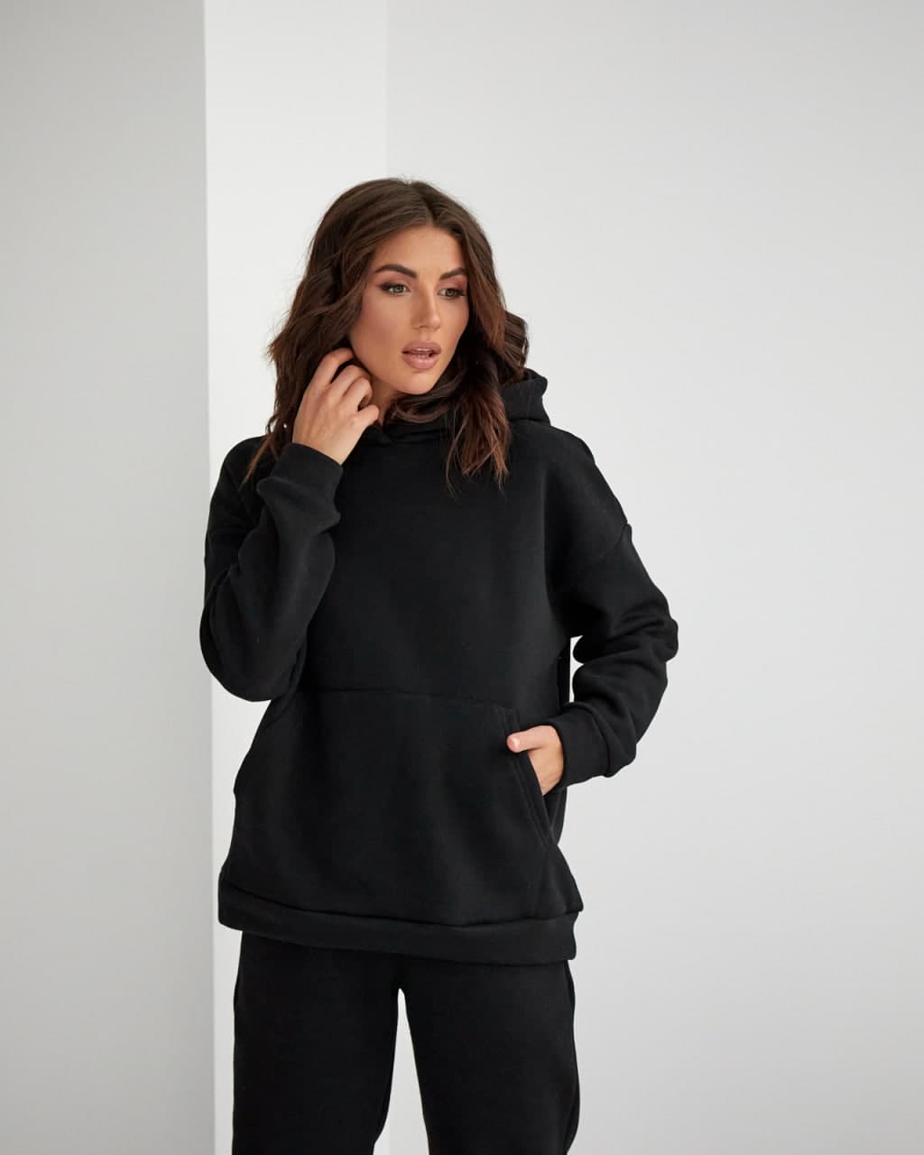 

Женский спортивный костюм оверсайз на флисе худи и штаны Oversize  Черный, Женский спортивный костюм оверсайз на флисе худи и штаны Oversize M Черный