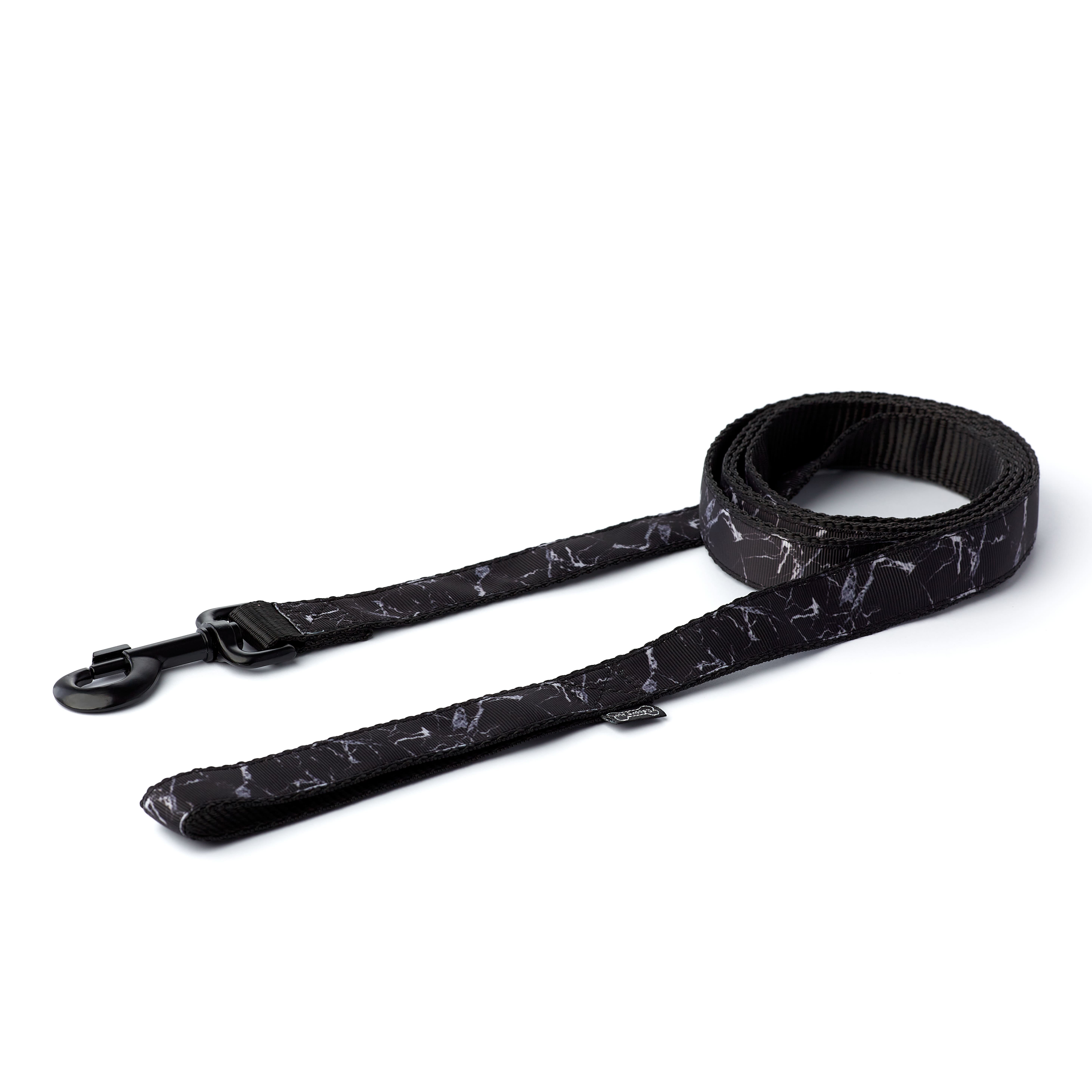 

Повідець Мармур Mr.Shoopy 6634 1,2 м Total Black Ні