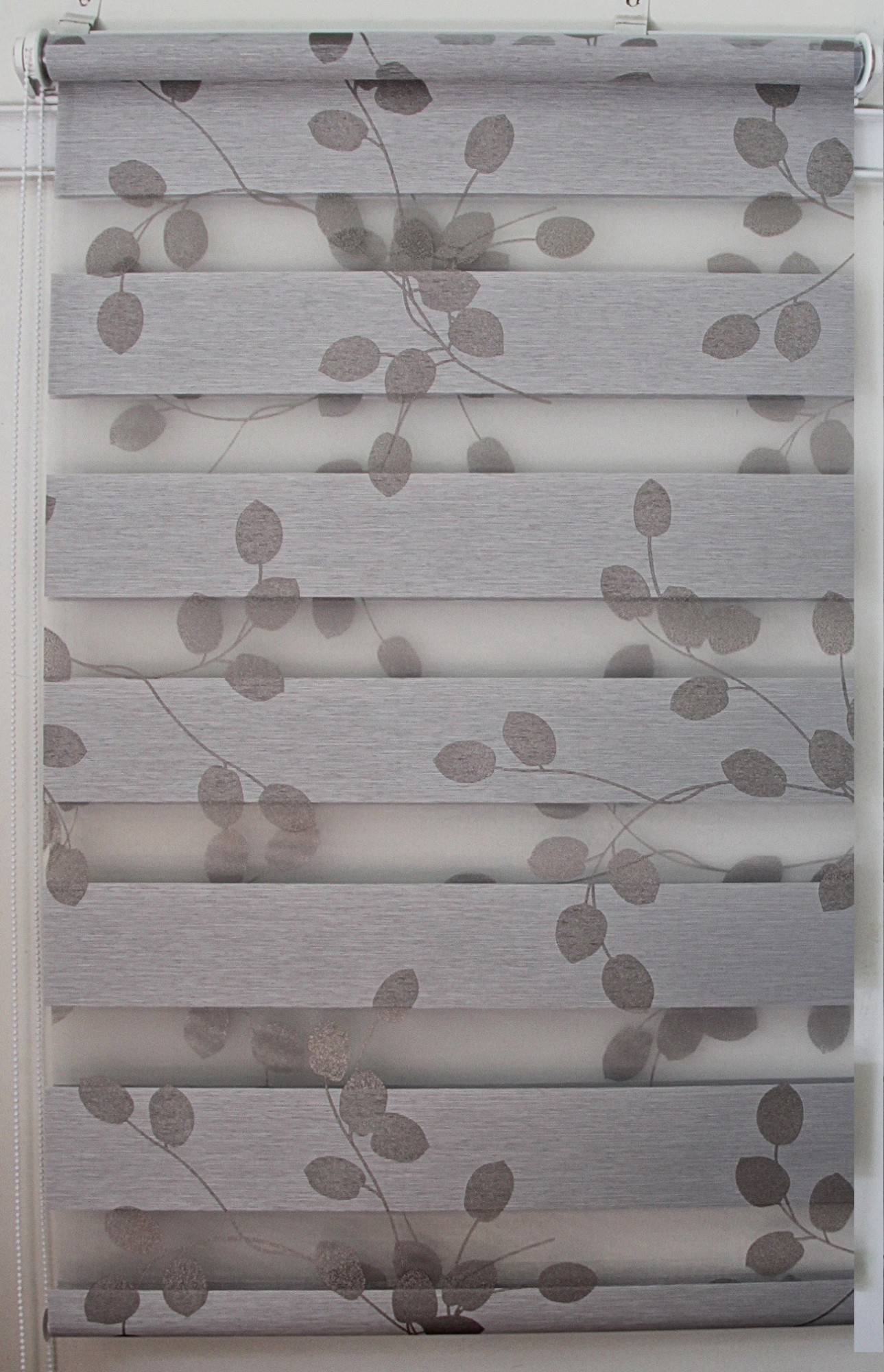 

Рулонная штора Miranda День-ночь ВН-155/3 120*130 см Серебро