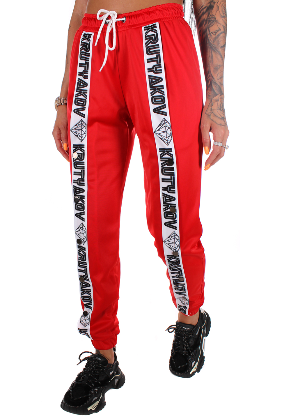 

Штани спортивні жіночі Krutyakov STRIPE DIAMONDS  червоний 2223327, Штани спортивні жіночі Krutyakov STRIPE DIAMONDS M червоний 2223327