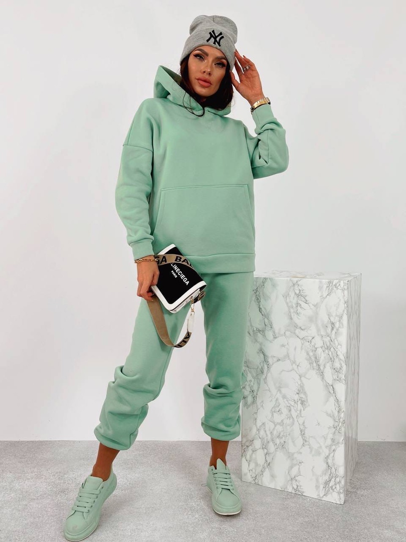 

Женский тёплый костюм на флисе с капюшоном Le'Katrin 5257-3XL Фисташковый
