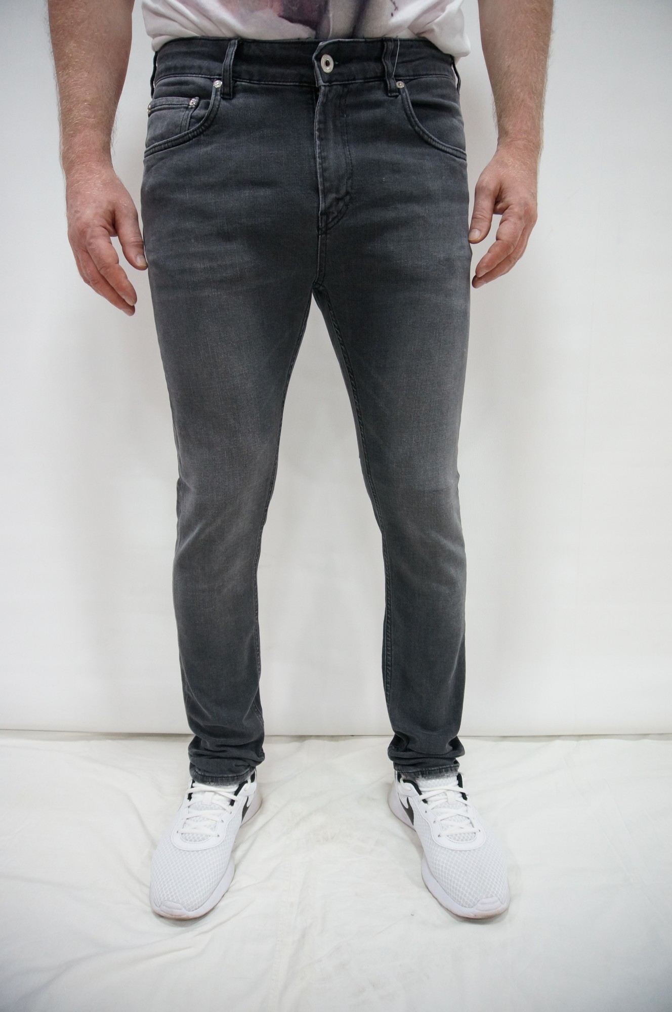 

Джинсы SCOTCH&SODA SCOTCH&SODA SLIM FIT 34/34 серый 200663