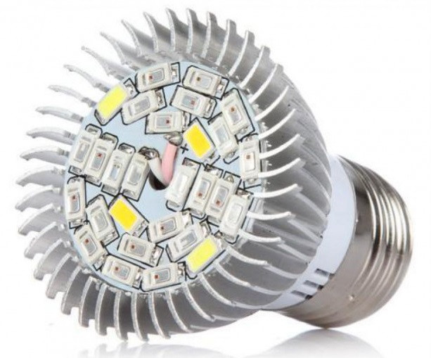 

Фитолампа для растений E27, 28 LED, 8 Вт MHz. 53564