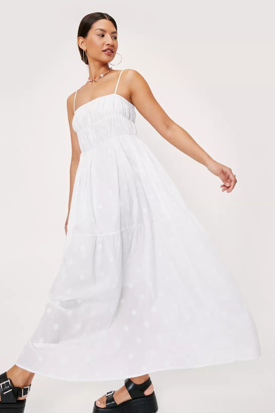 

Платье Nasty gal  белый 8520123003330, Платье Nasty gal 38 белый 8520123003330