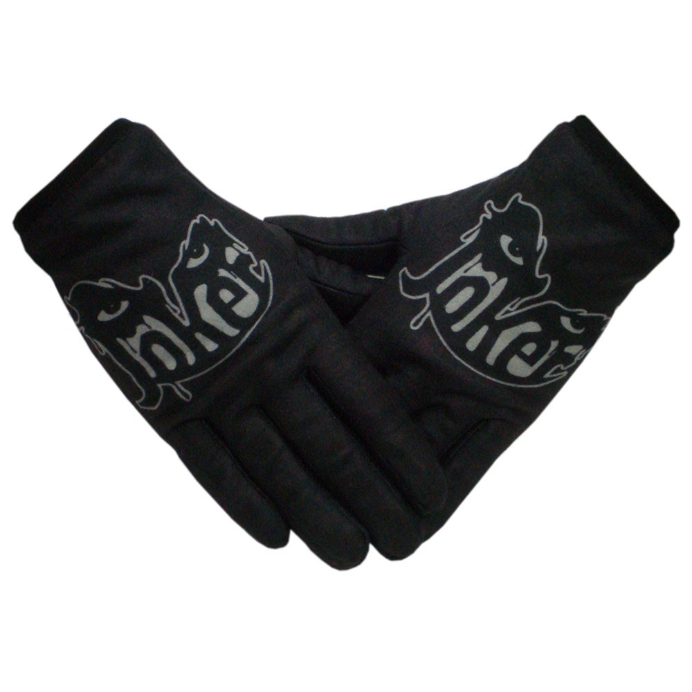 

Перчатки AMG Джокер XL ART-7157