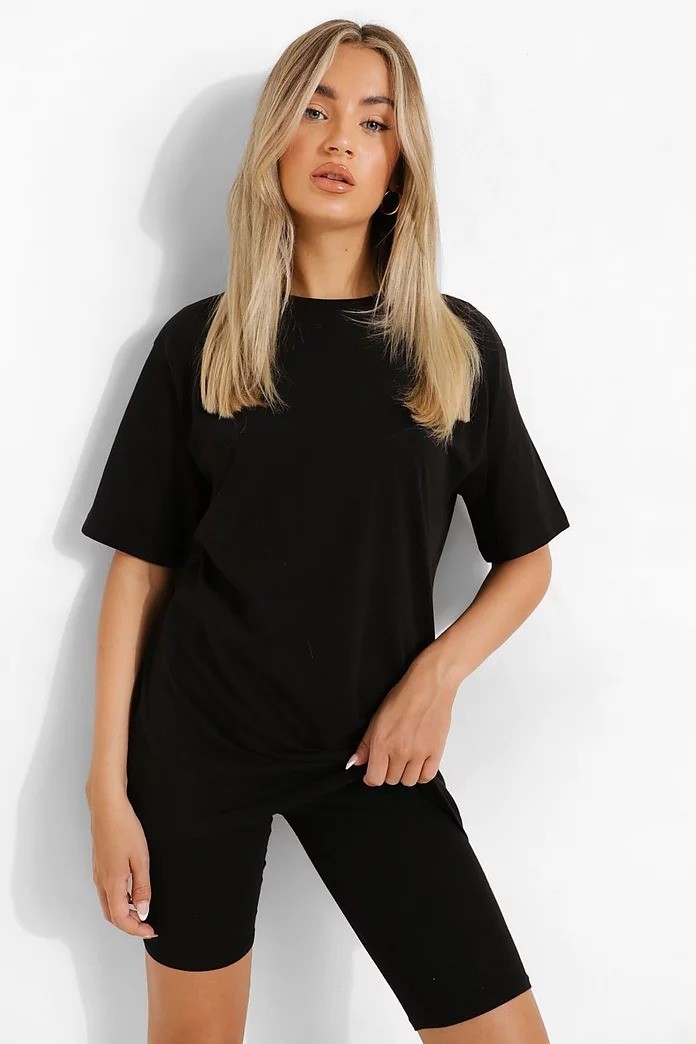 

Футболка Boohoo XL черный 8520123003630