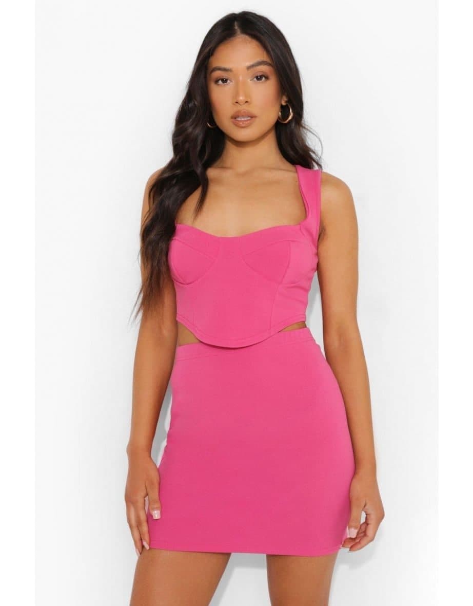 

Топ Boohoo 32 малиновый 8520123003470