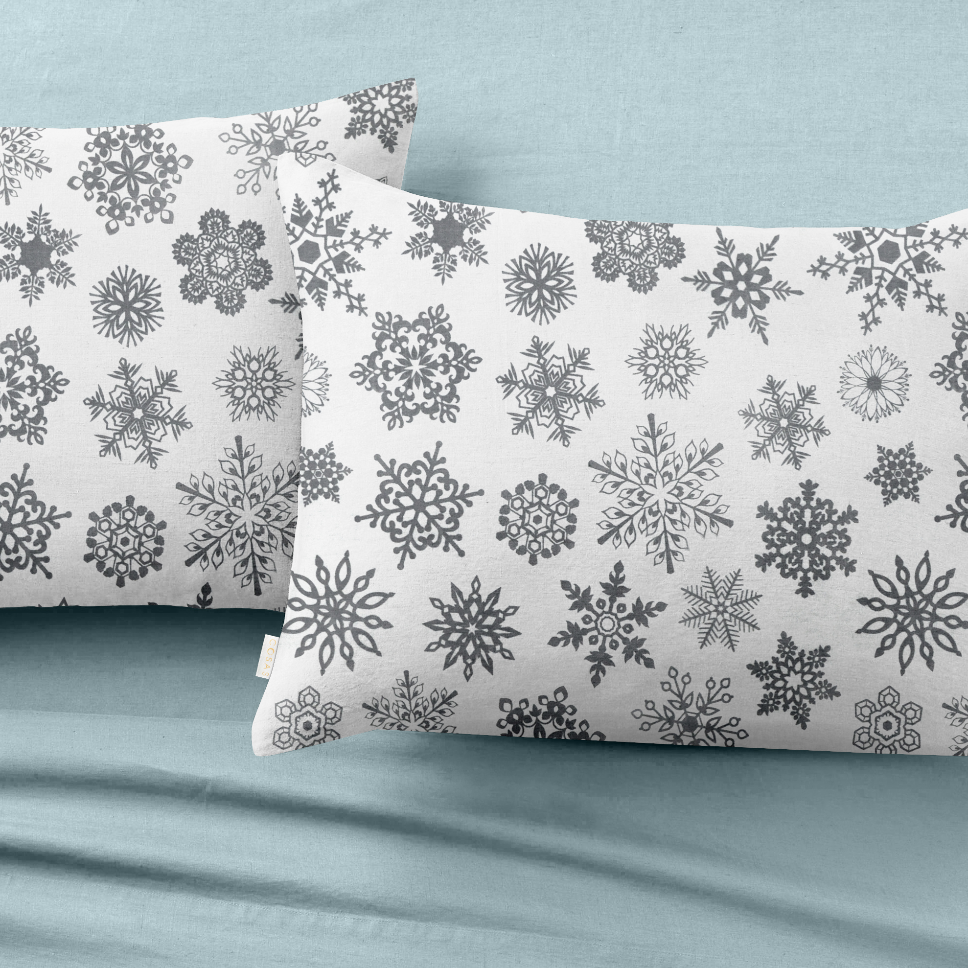 

Комплект постельного белья Cosas Ranfors Light Blue Snowflakes Grey 110х140
