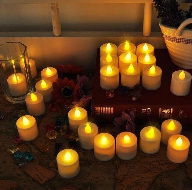 

Набор электронных светодиодных свечей с имитацией живого пламени, 12 шт