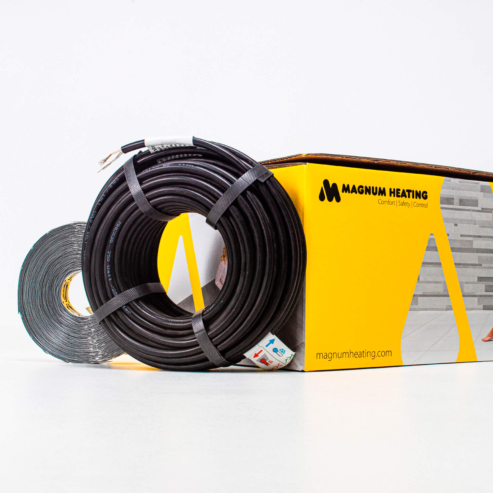 

Кабель для наружного обогрева MAGNUM Cable C&F HC 30/2100/70