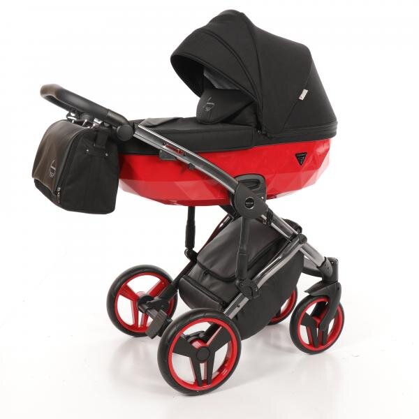 

Универсальная коляска 2в1 Junama Diamond S-line 01
