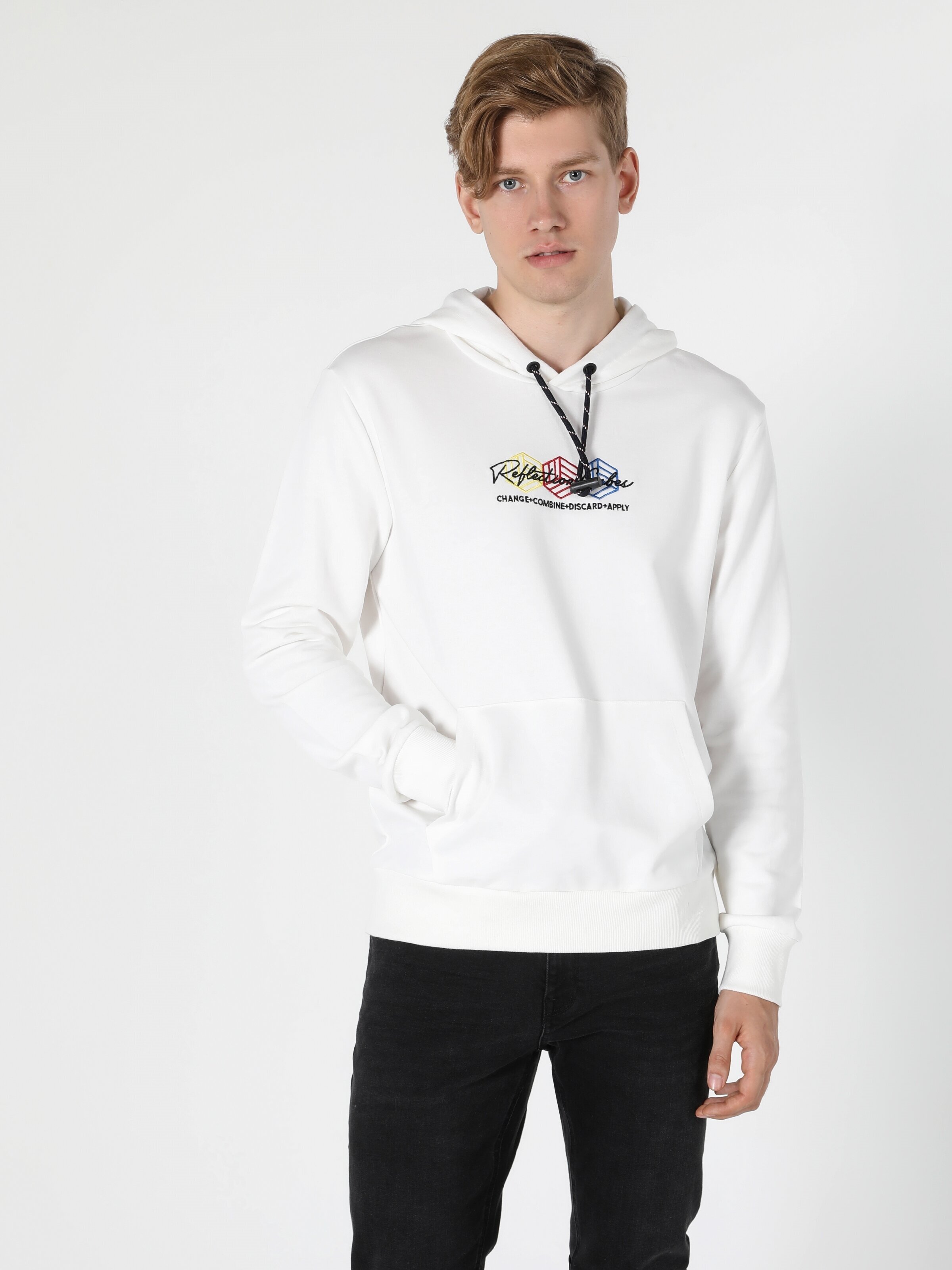 

Худи Colin's CL1055070WHT  White, Худи Colin's CL1055070WHT L White