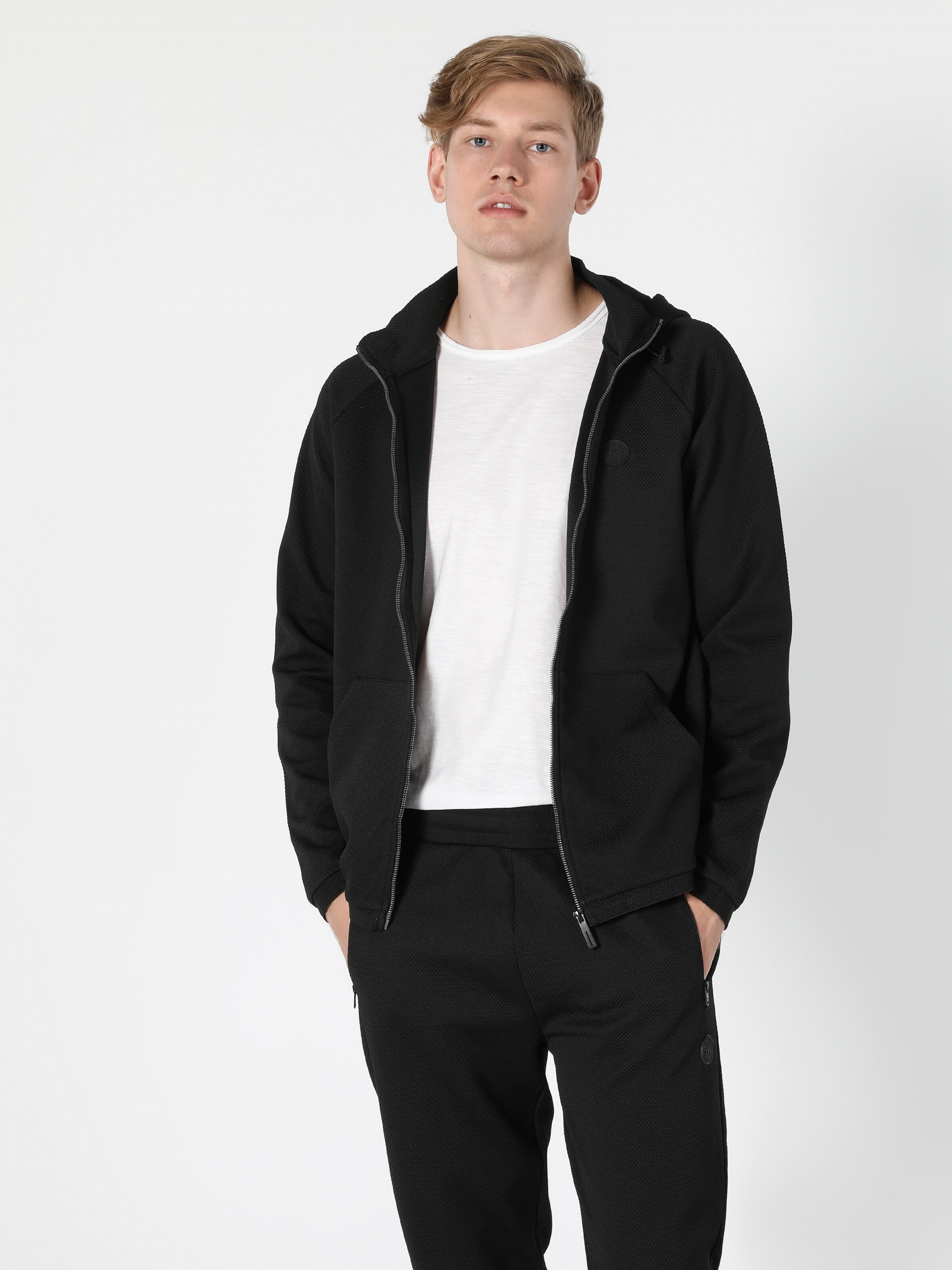 

Толстовка Colin' CL1055967BLK  Black, Толстовка Colin's CL1055967BLK S Black