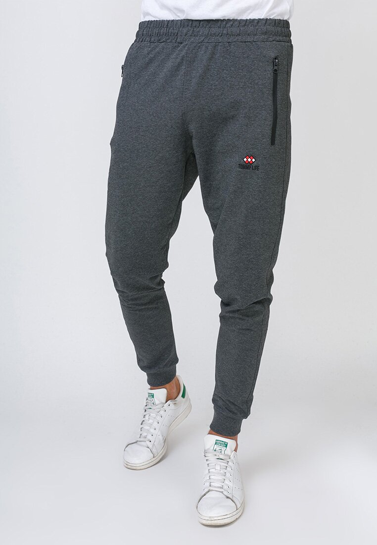 

Спортивні штани Tommy Life 84651  Темно-сірі, Спортивні штани Tommy Life 84651 S Темно-сірі