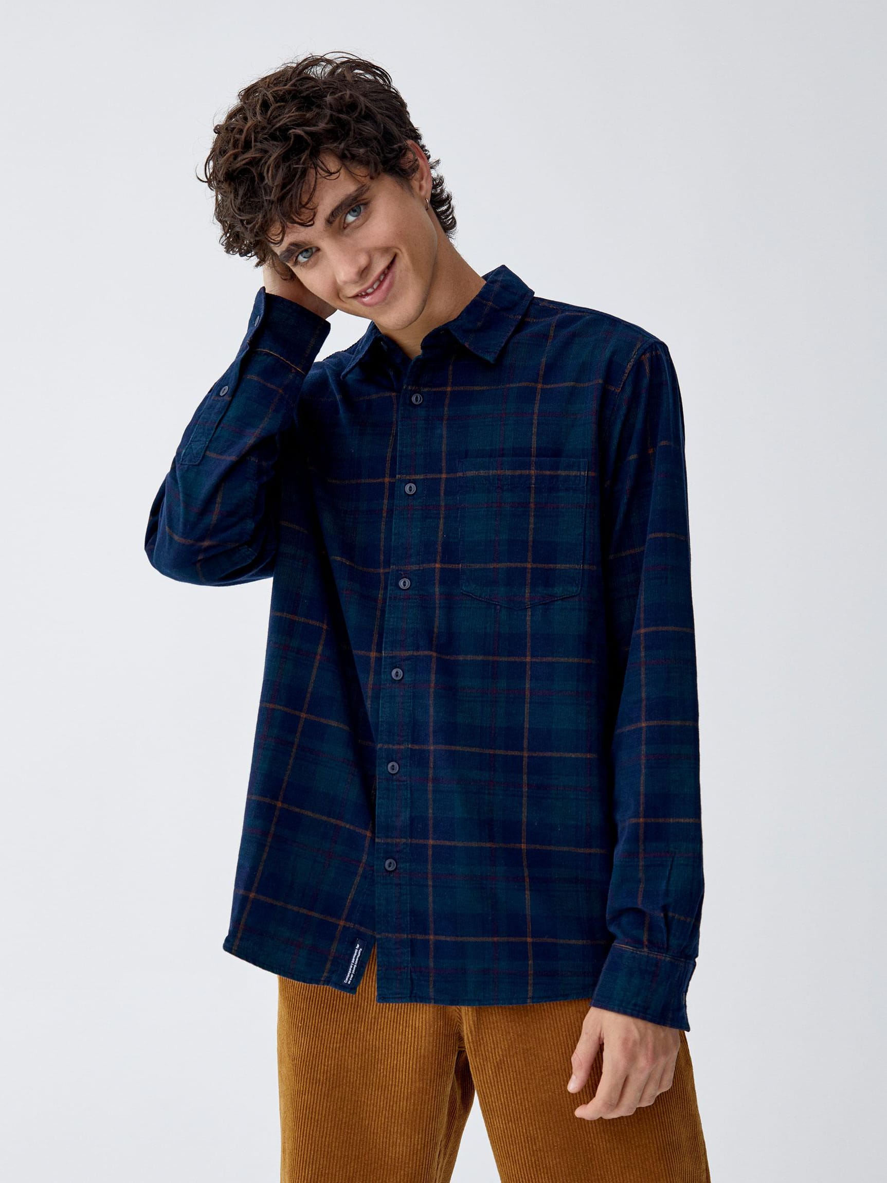 

Рубашка Pull & Bear XAZ299349QPOO  Темно-синяя, Рубашка Pull & Bear XAZ299349QPOO S Темно-синяя