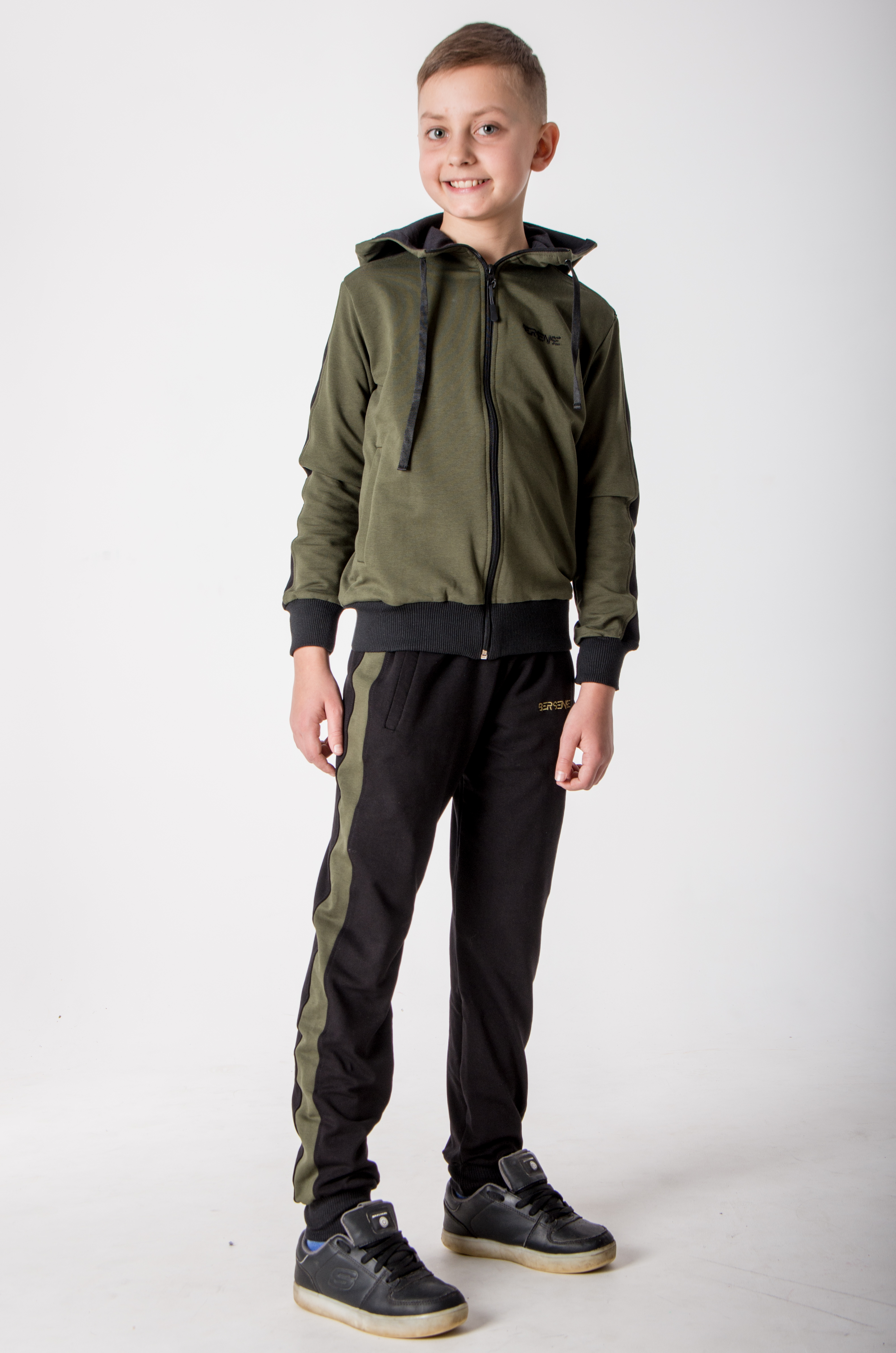

Дитячий спортивний костюм BERSENSE KIDS CLASSIC чоловічий на замку хакі, 152