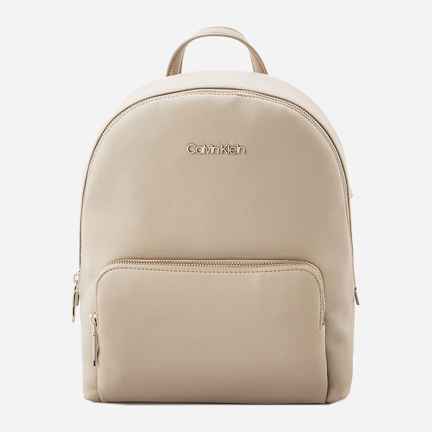

Рюкзак женский Calvin Klein Jeans Ck Must Campus Bp W/Pckt Md K60K608307-PFC Taupe