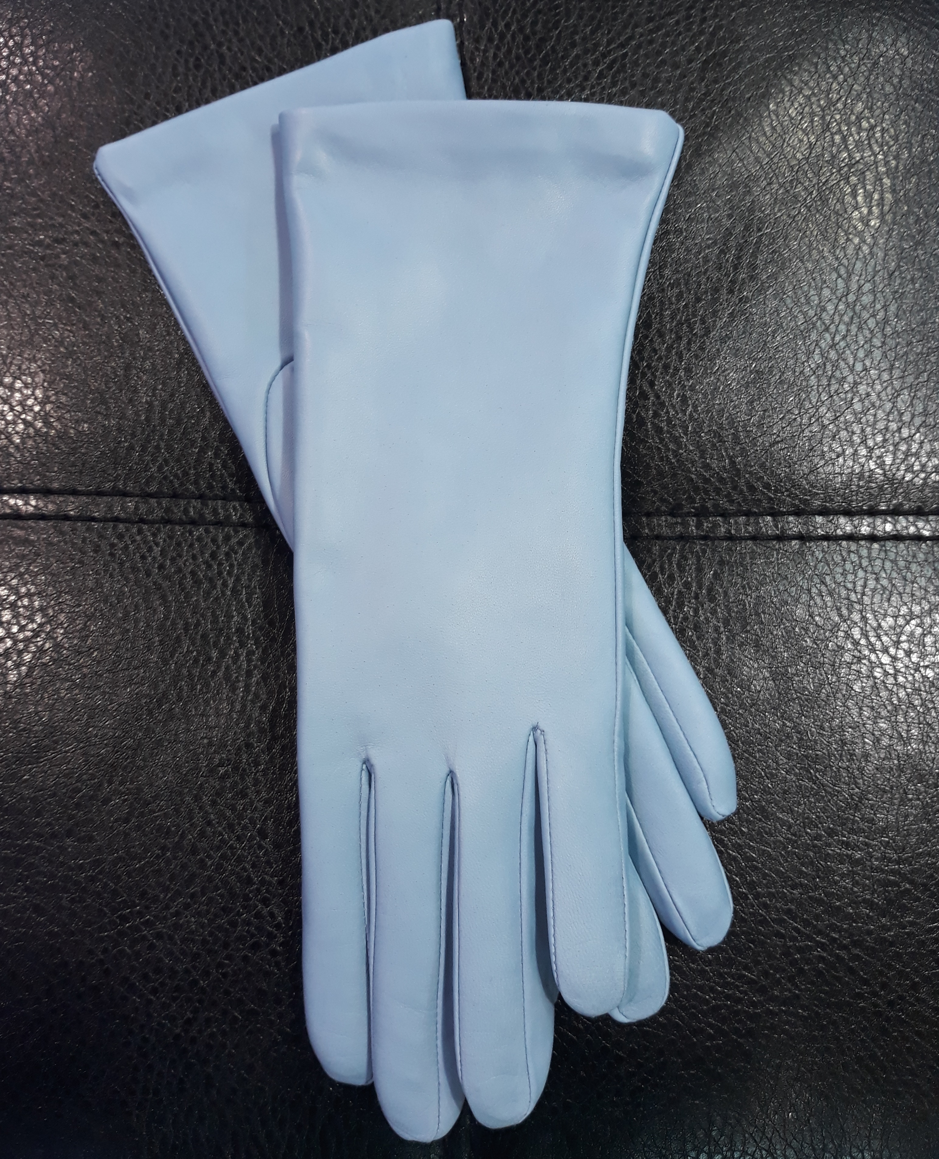 

Женские перчатки кожаные GlovesUA мод.001 р.8,5 (без 3 полос) светло-голубой