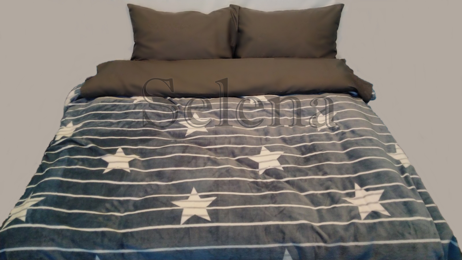 

Комплект постельного белья Selena Звезды полосатые Бязь Люкс + Велсофт двуспальный 510249