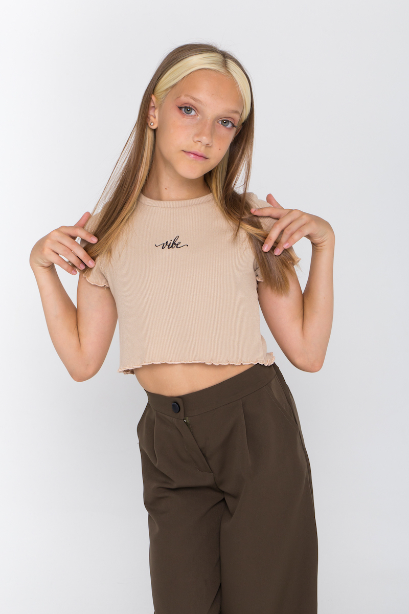 

Футболка Sofia Shelest Vibe FUT936 170 см Бежевый