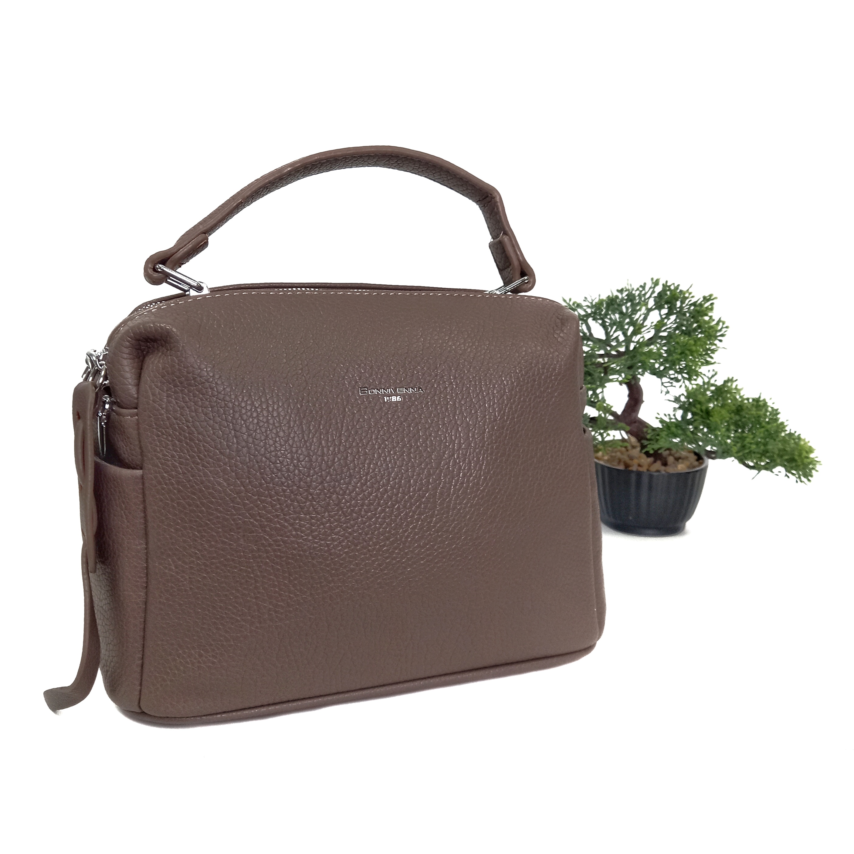 

Модная женская сумка искусственная кожа Baliviya кофе с молоком 8079 khaki