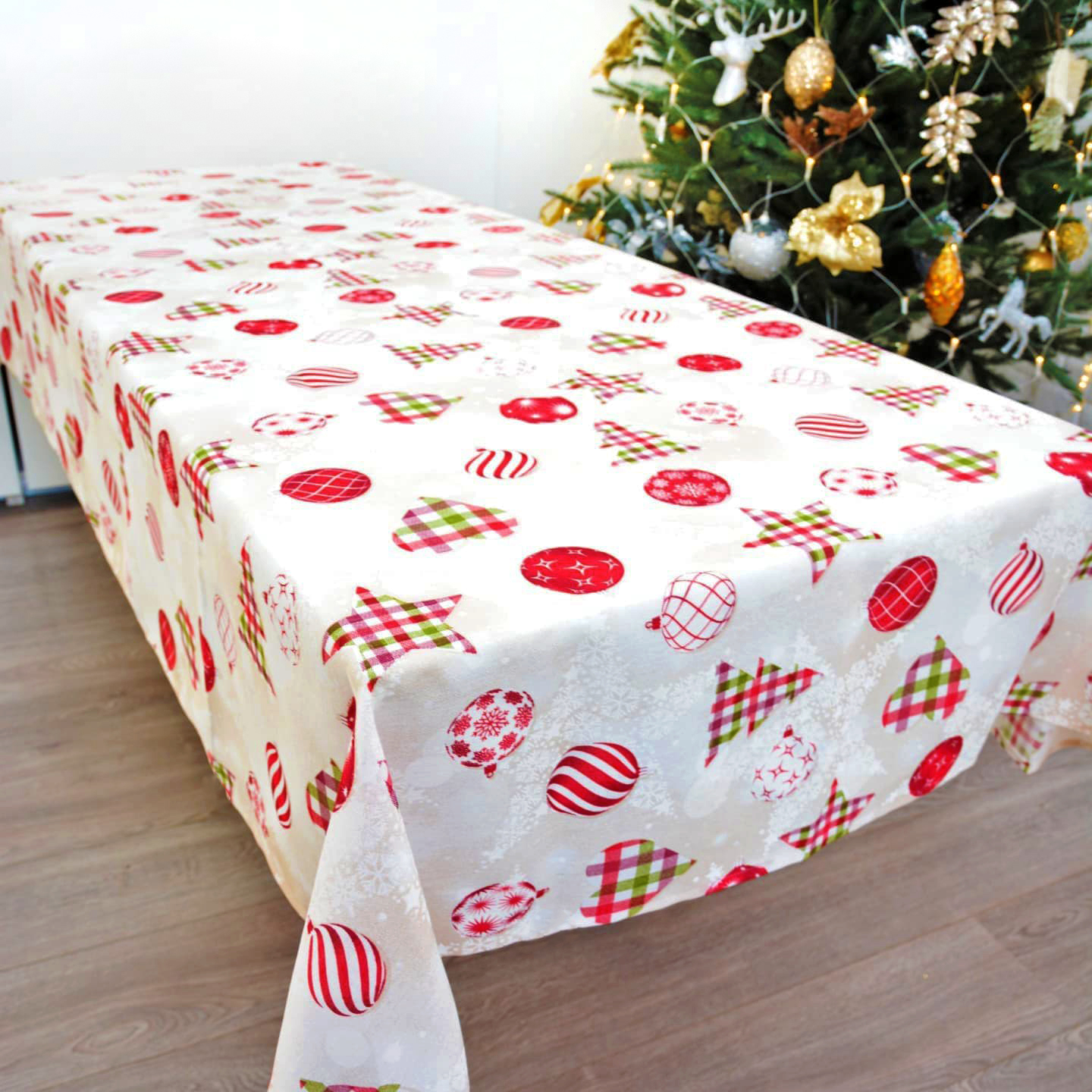 

Новогодняя скатерть Time Textile Bolas Разноцветный TT172615 140x240