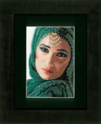 

Набор для вышивки крестом LanArte Eastern Beauty Восточная красота PN-0149535