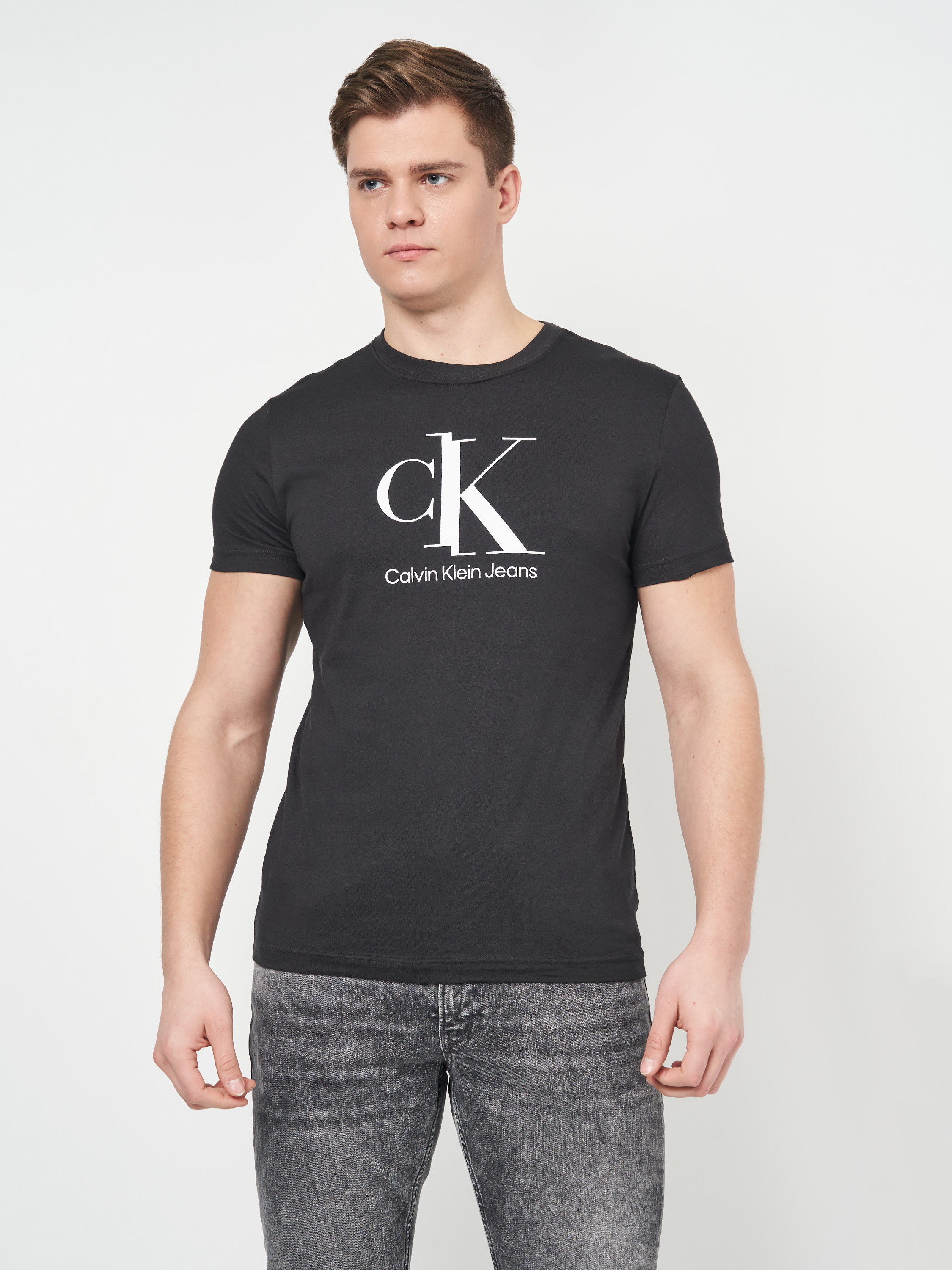 

Футболка Calvin Klein Jeans Spliced Ck Center Chest Tee J30J319713-BEH 2XL Black