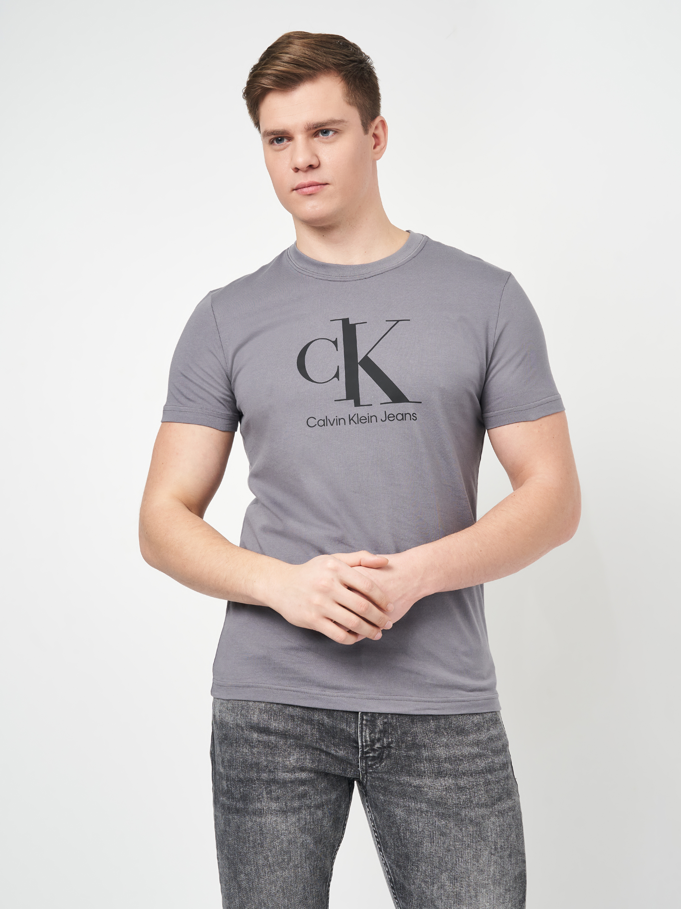 

Футболка Calvin Klein Jeans Spliced Ck Center Chest Tee J30J319713-PTP S Fossil Grey