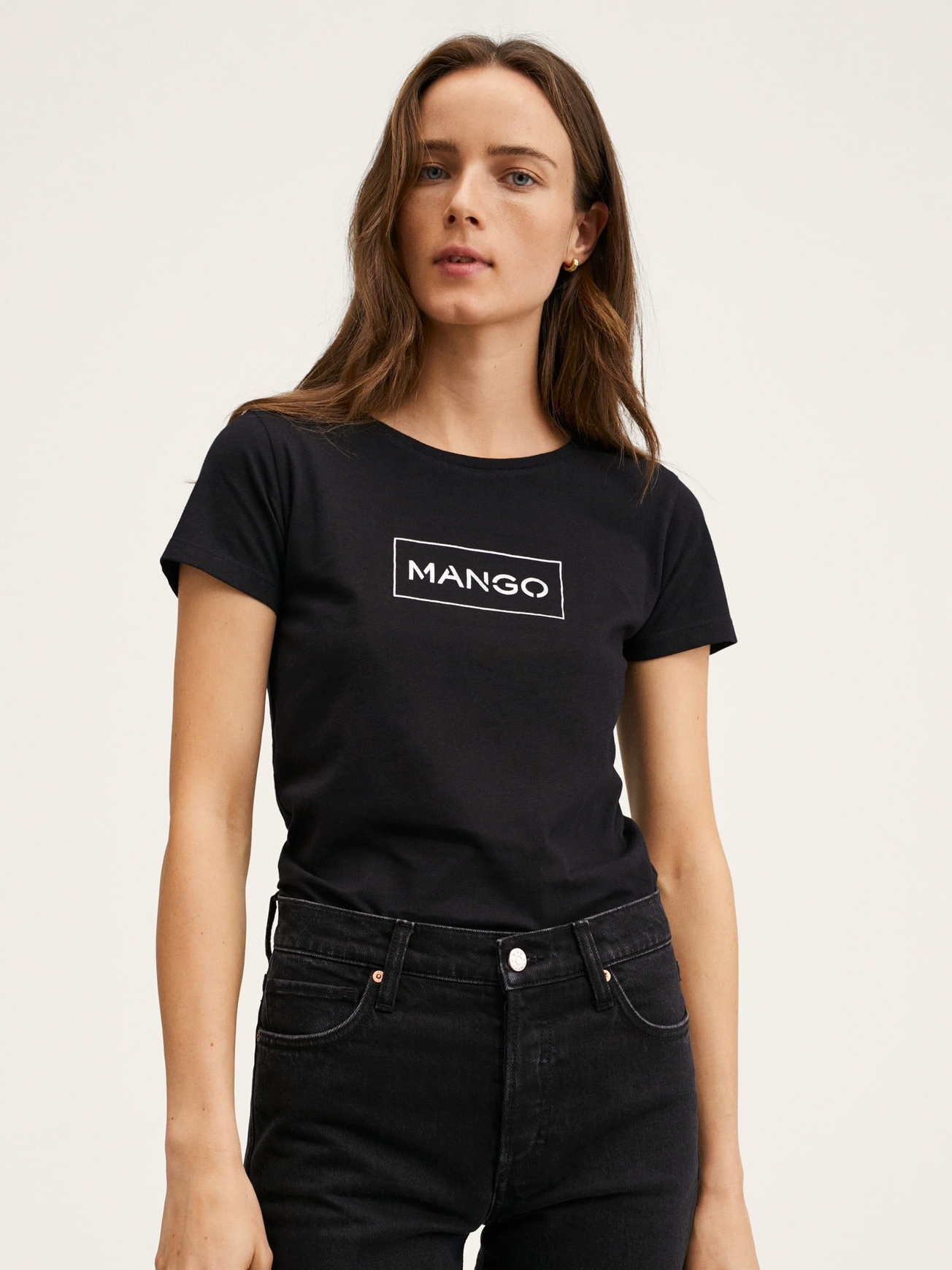 

Футболка Mango 27001295-99 XL