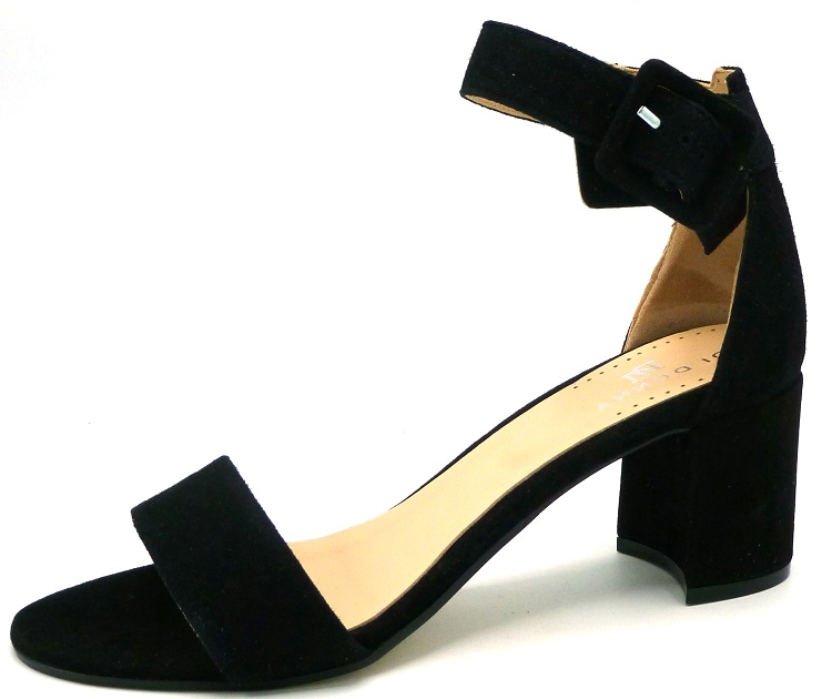 

Босоножки CARMENS A45414 38р черные DI DONNA