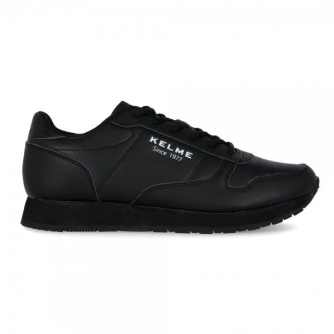 

Кроссовки Kelme VICTORY черные 40 52.186.0026W
