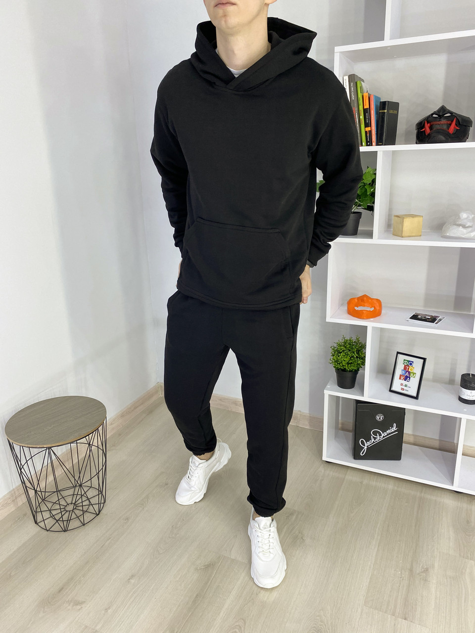 

Спортивный костюм мужской сезон весна осень Стандарт от бренда Тур размер  черный, Спортивный костюм мужской сезон весна осень Стандарт от бренда Тур размер XL черный