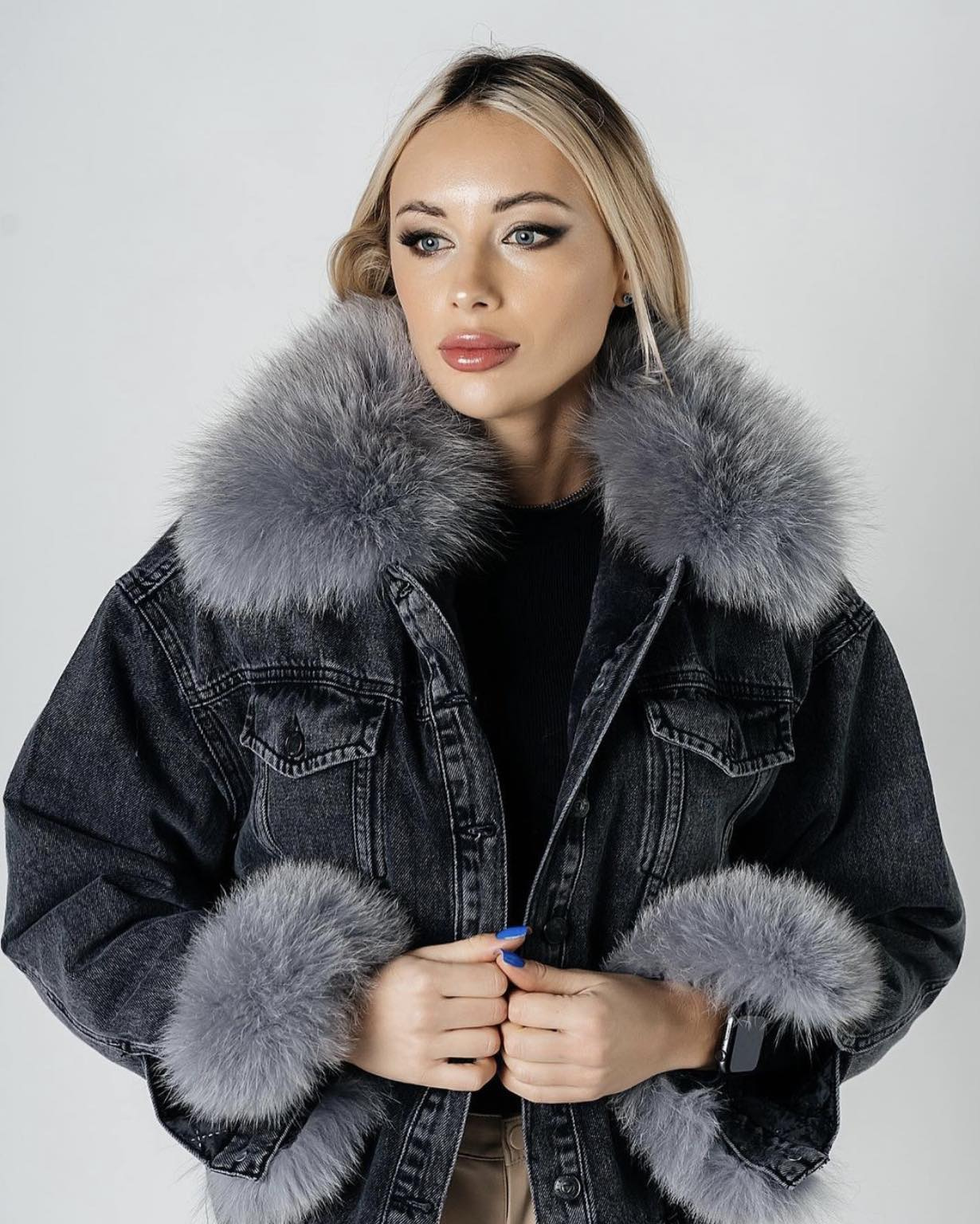 

Джинсовая куртка с мехом песца CraCpot 2918 L серый (ts-02918)