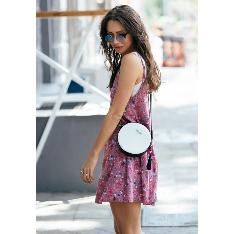 

Круглая кожаная женская сумочка Tablet черно-белая