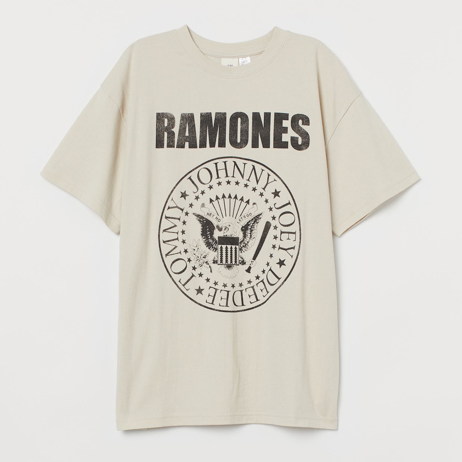 

Футболка H&M 0762558050  (175/116А) Светло-бежевая/Ramones, Футболка H&M 0762558050 XL (175/116А) Светло-бежевая/Ramones