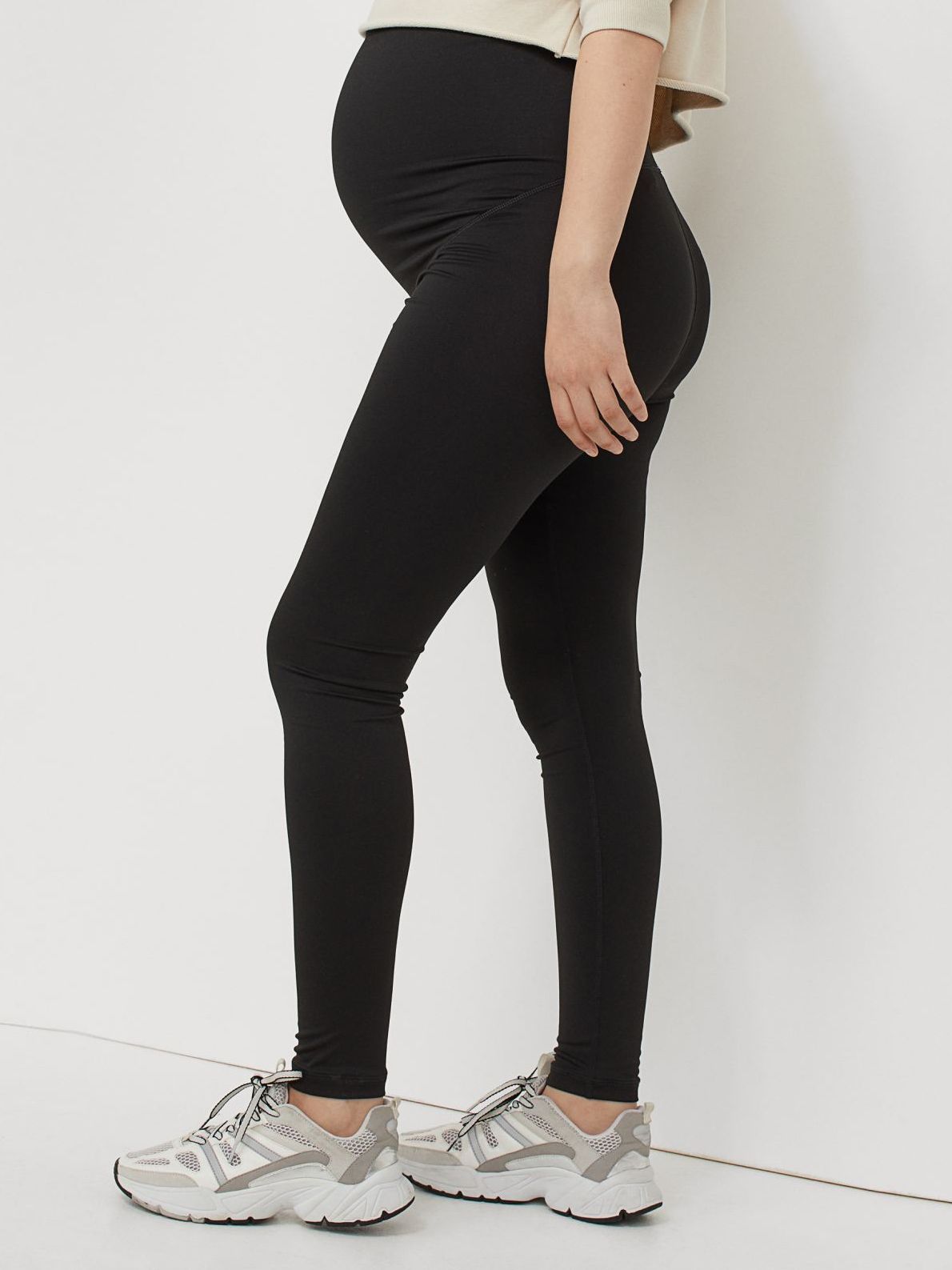 

Спортивные леггинсы для беременных H&M 0774038001  (165/72А) Черные, Спортивные леггинсы для беременных H&M 0774038001 S (165/72А) Черные