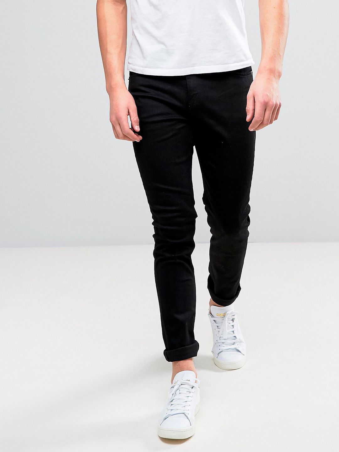 

Джинсы Cheap Monday 216031001b36 W24L32 Черные