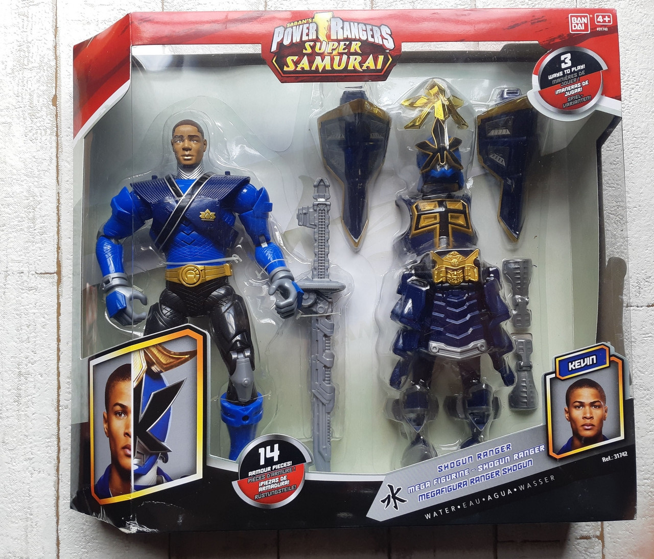 

Фигурка Bandai Power Rangers Синий рейнджер 30 см 31742