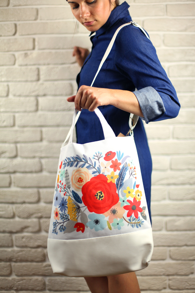 

Городская сумка City Цветы Presentville 34х40х11 см 000170768