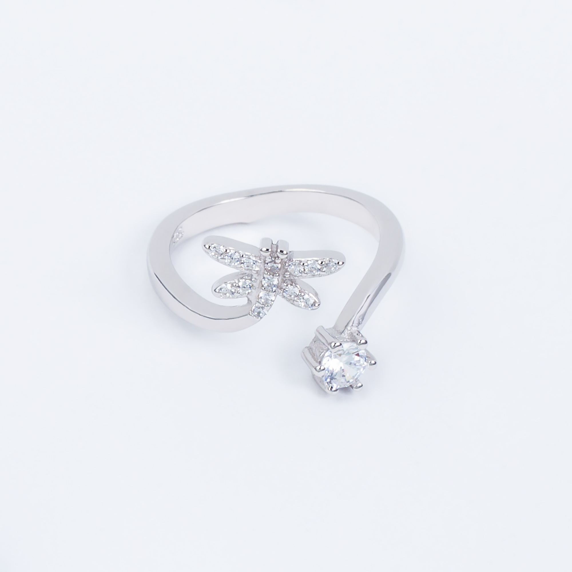 

Каблучка TOP Silver розмір 13,0 1,90 г