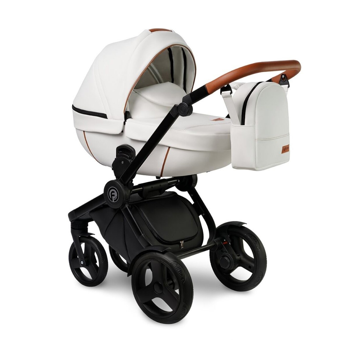 

Универсальная коляска 2 в 1 Verdi Futuro 06 White Diamond