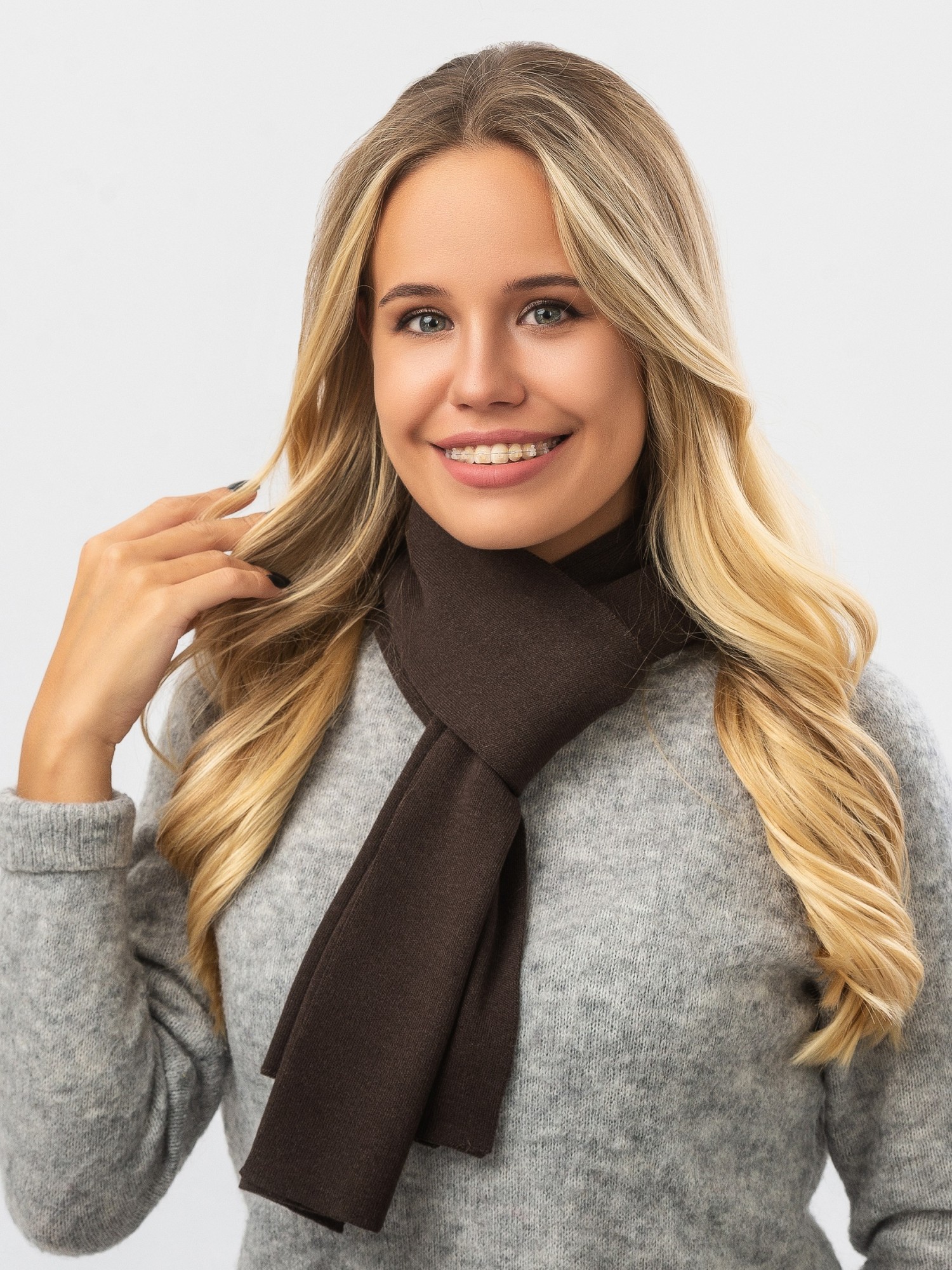 

Шарф унисекс W-Luxury 9260F-57 160х20см Шоколадный
