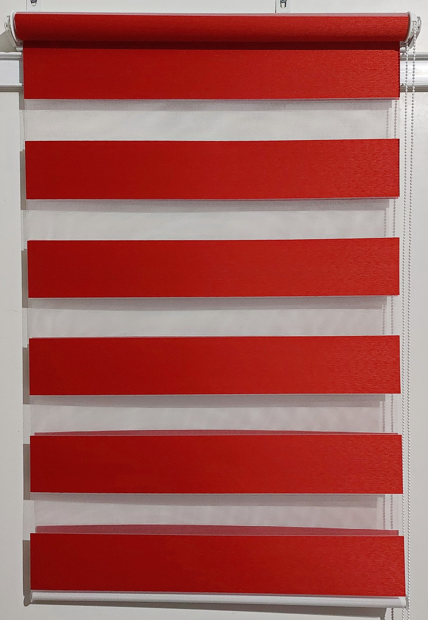 

Рулонная штора Miranda День-ночь Z-074 97,5*130 см Бордовый