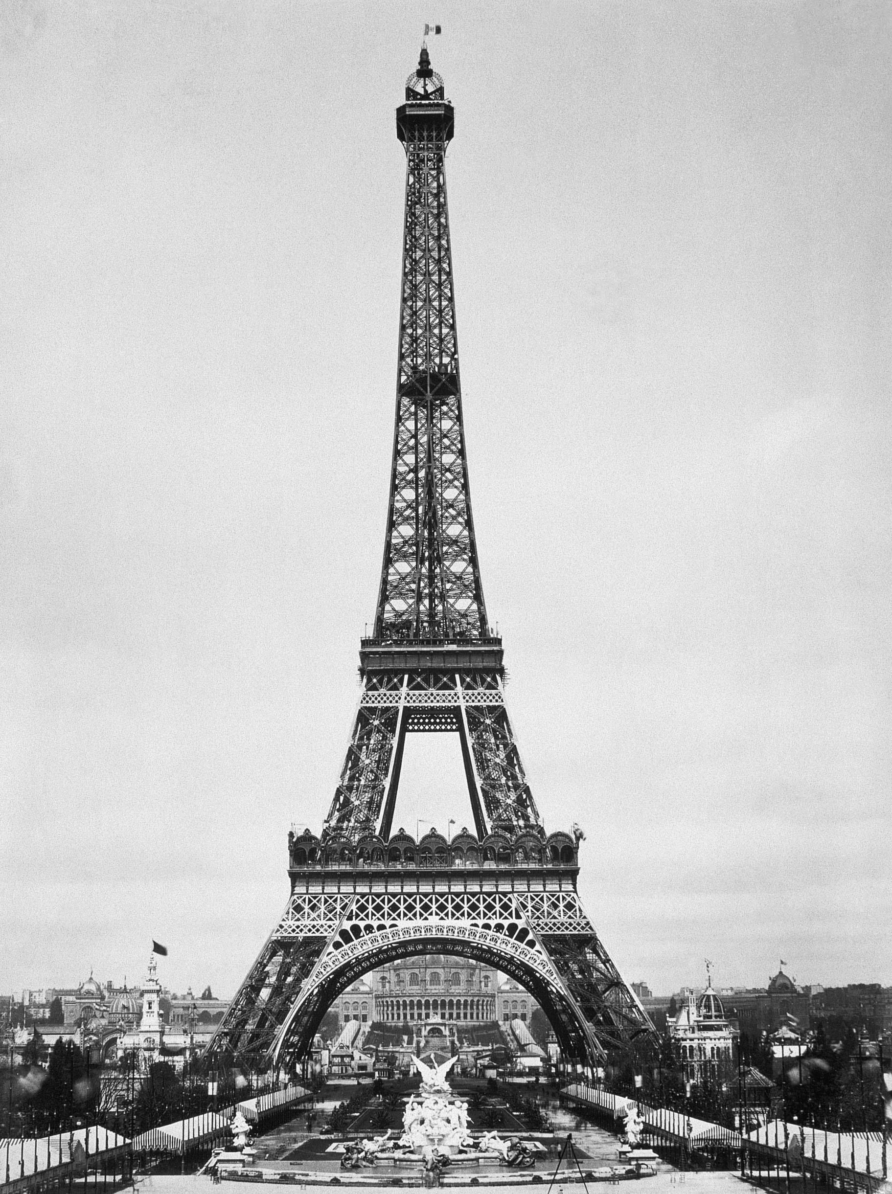 

Картина Арт-Холст Париж Франция №0907 (60x90см)
