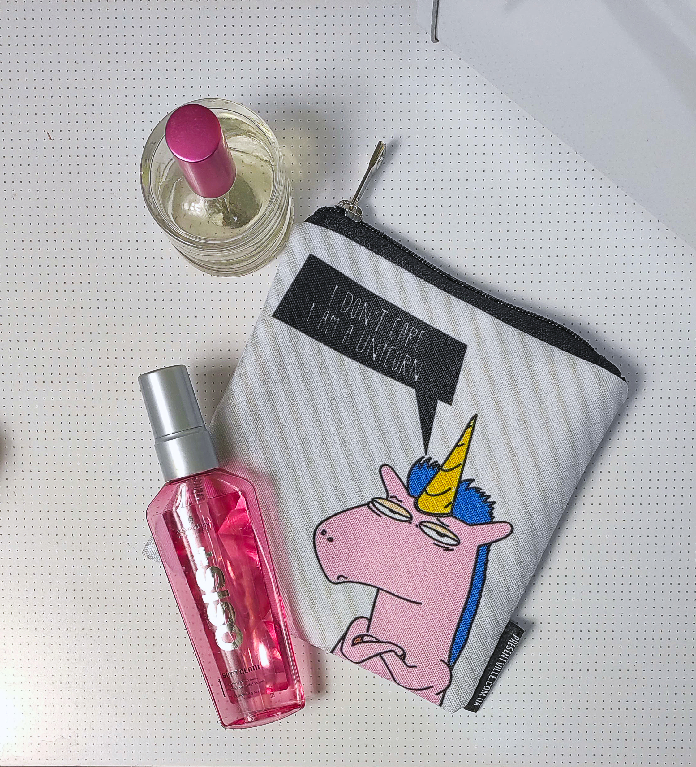 

Косметичка квадратная Basic I don`t care I am a unicorn Presentville 16х16 см 000179714